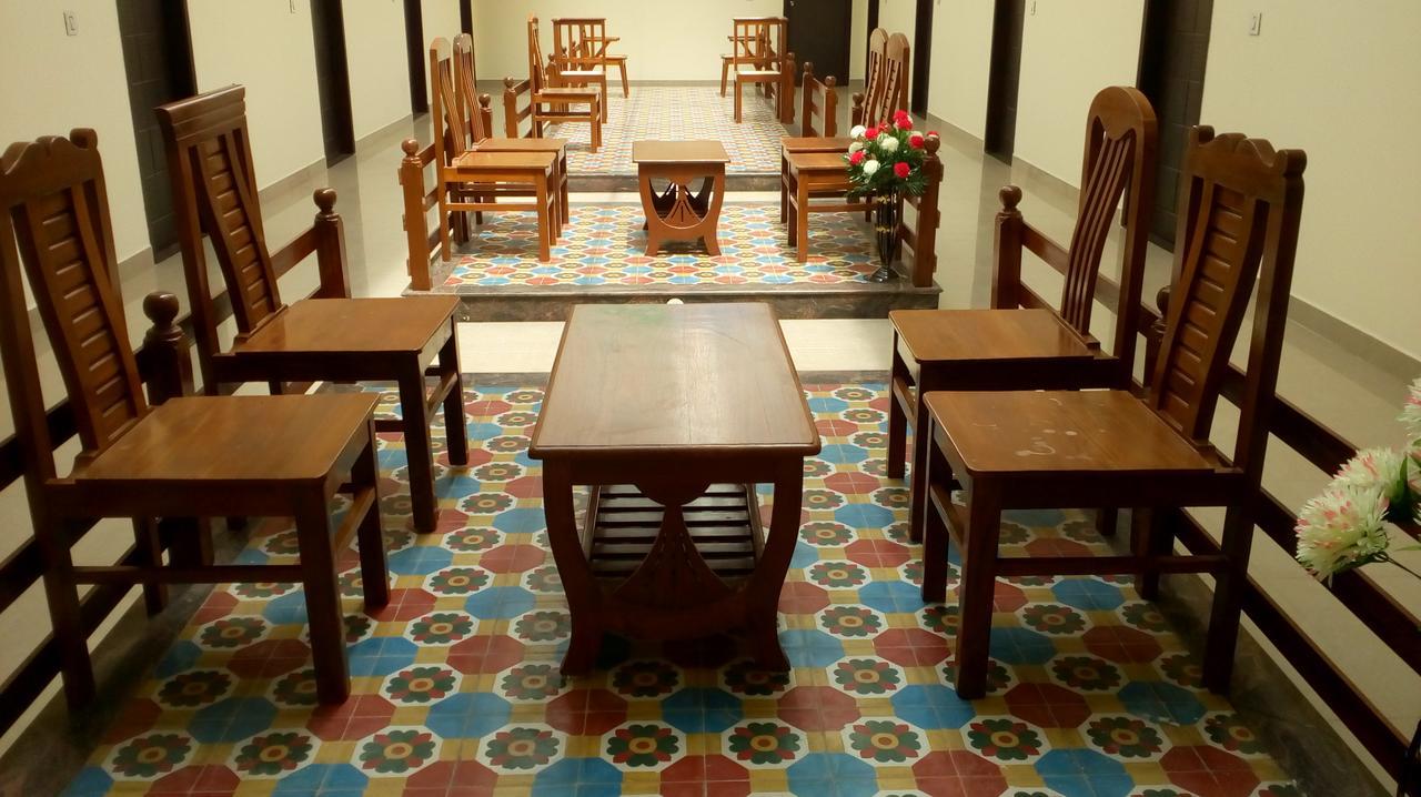 Hotel Meyyappaa Karaikkudi Esterno foto
